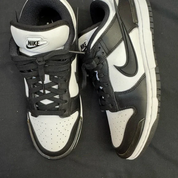 Nike Classic Black and White Athletic Shoes - Picture 3 of 6